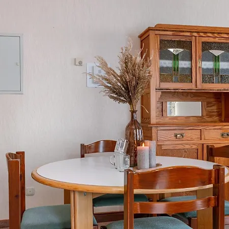 Cosy, Authentic Flat On The Ground Floor And Within Walking Distance From The Sea And The In Mariakerke * Ostend
